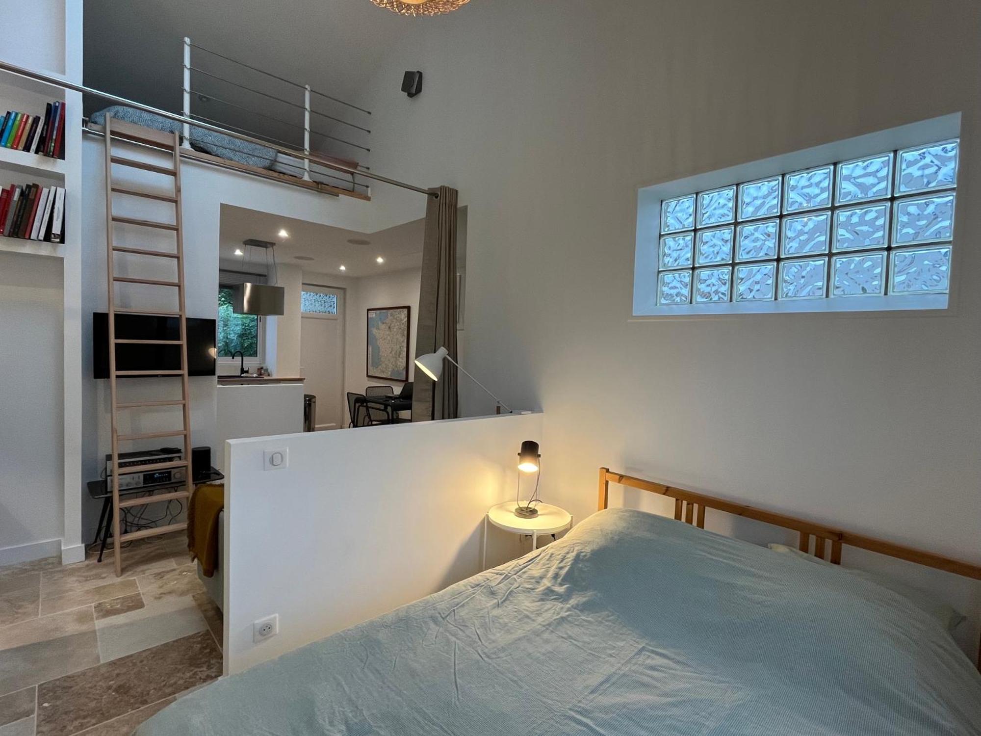 Loft Avec Terrasse Et Jardin Lägenhet Angoulême Exteriör bild