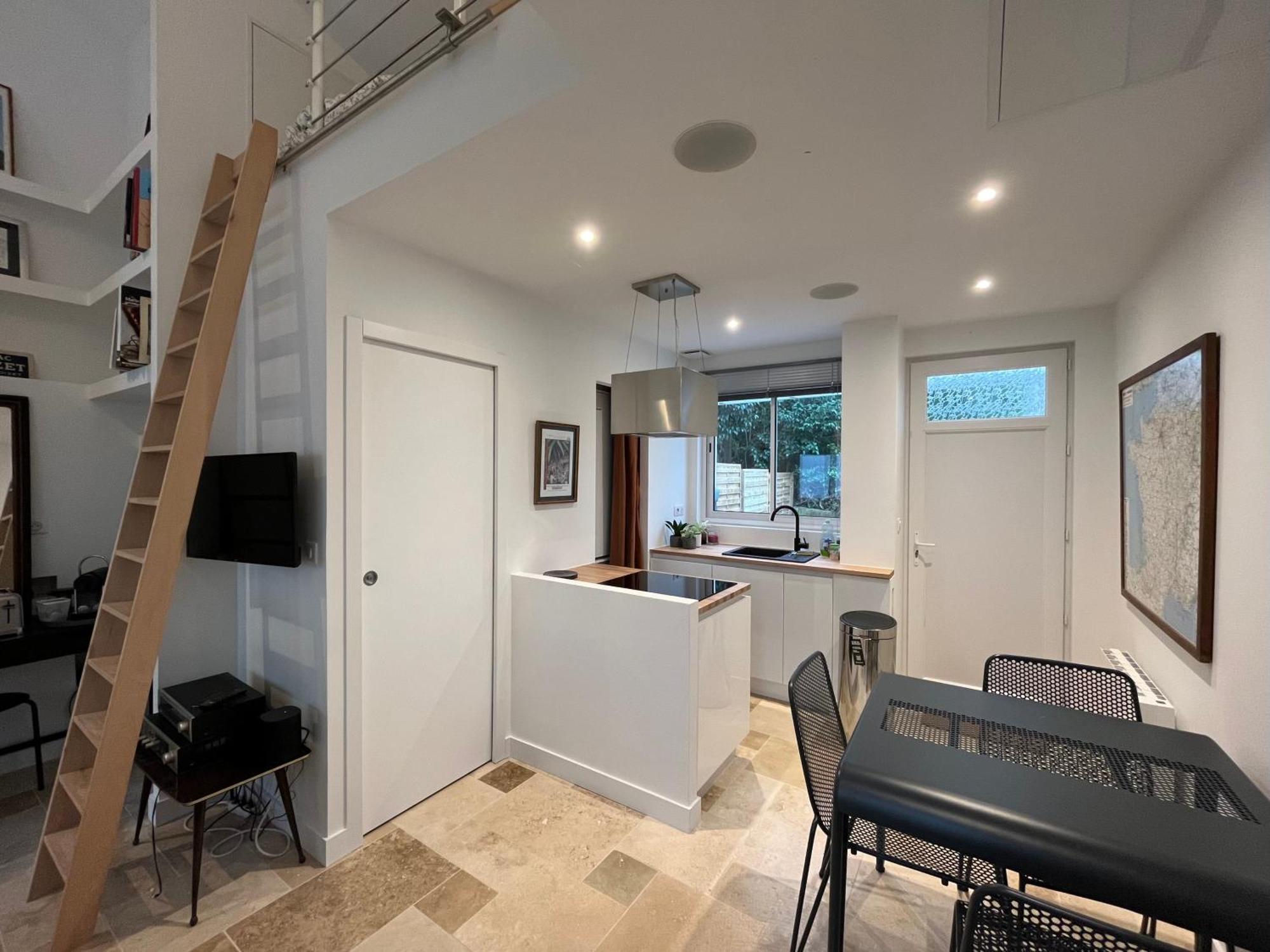Loft Avec Terrasse Et Jardin Lägenhet Angoulême Exteriör bild